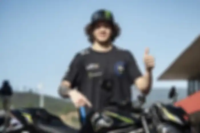 Murid Valentino Rossi, Marco Bezzecchi bawa pulang motor Triumph Street Triple RS gara-gara hal ini