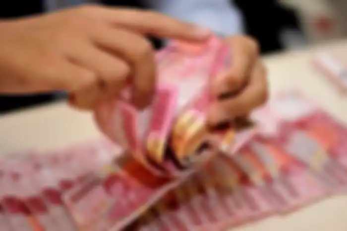 Pemerintah Provinsi Jakarta memberikan bantuan tunai sebesar Rp 300 ribu