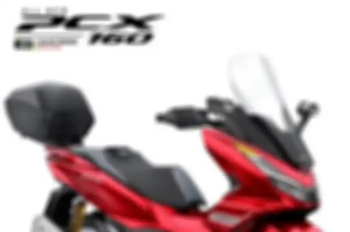 Honda PCX 160 kena modifikasi digital, mirip Honda Forza 250 nih.
