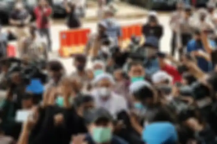 Rizieq Shihab akhirnya penuhi panggilan polisi.