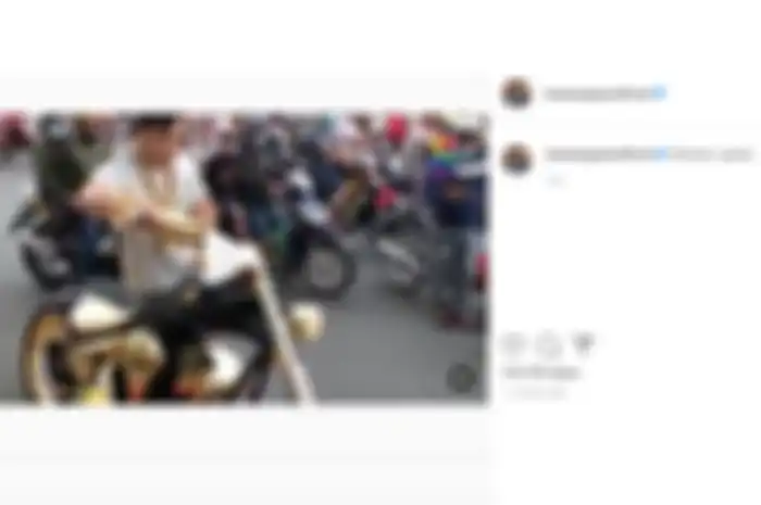 Modifikasi motor serba emas bikin Hotman Paris geleng-geleng kepala