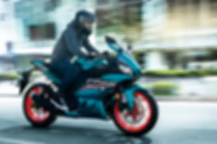desain Yamaha R25 2021 yang dijual di Jepang.