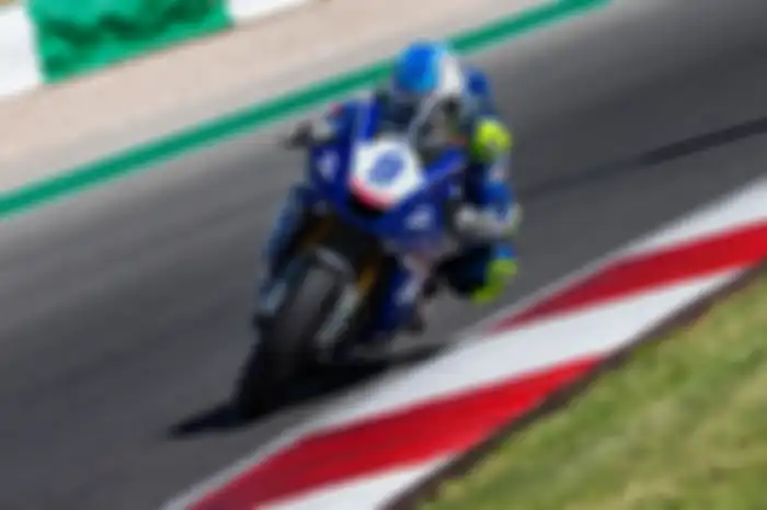 Pembalap Indonesia, Galang Hendra Pratama masih balap di ajang World Superport (WorldSSP) 2021 bersama tim Ten Kate Racing Yamaha.