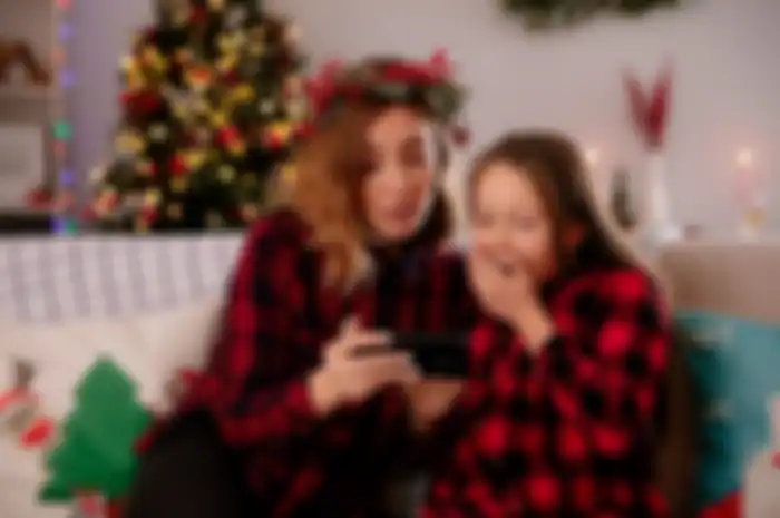 Hari Natal Tiba, 6 Tayangan Spesial dari Netflix Ini Siap Temani Waktu Bersama Keluarga