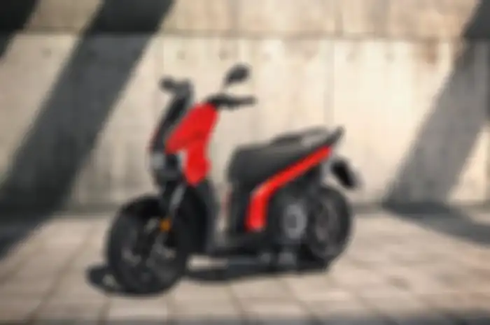Motor listrik Seat M&oacute; 125 siap diproduksi, tempat baterainya unik banget nih!