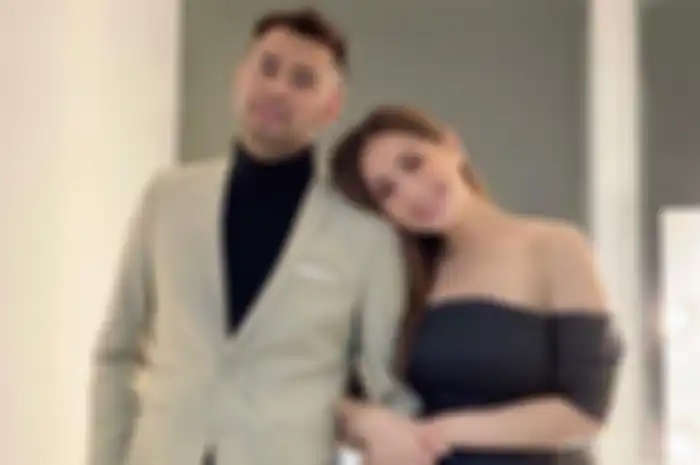 Nagita Slavina ternyata masih ada hubungan saudara dengan Celine Evangelista.
