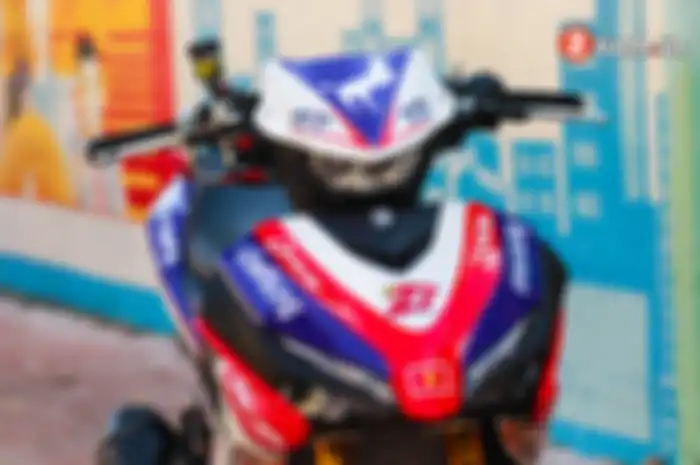 Modifikasi motor Yamaha MX King 155 VVA pertama di Vietnam, mayoritas pakai RCB!