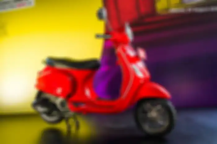 Mau kredit Vespa LX 125 i-get, cicilan mulai Rp 1 jutaan per bulan.