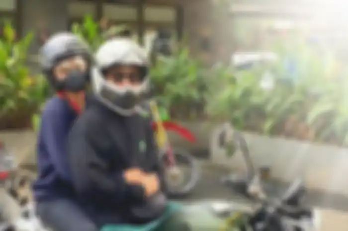 Artis Billy Syahputra ulang tahun ke 30, Amanda Manopo kasih kado motor gede (moge) harga setengah Milyar.