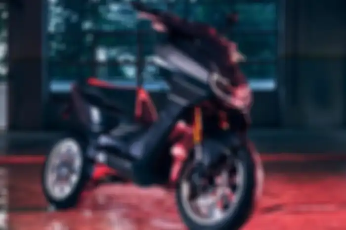 Skuter listrik X Model buatan Scorpio Electric asal Singapura!
