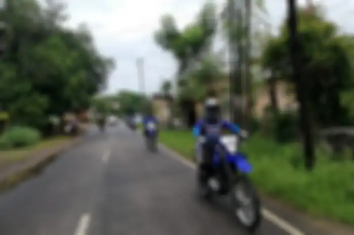 Konsumen Yamaha WR 155 R trabasan bareng Akbar Taufan di Jepara.