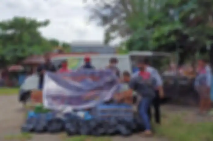 Peduli bencana banjir dan longsor di Manado, ARCI Manado gelar aksi solidaritas.