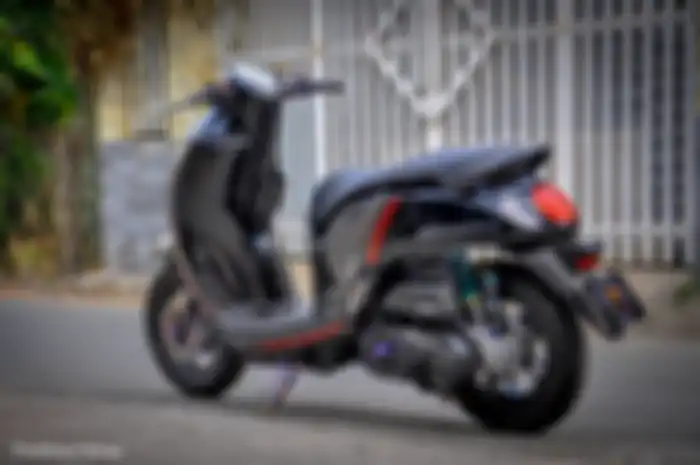 Modifikasi motor All New Honda Scoopy ini makin sporty plus mewah!