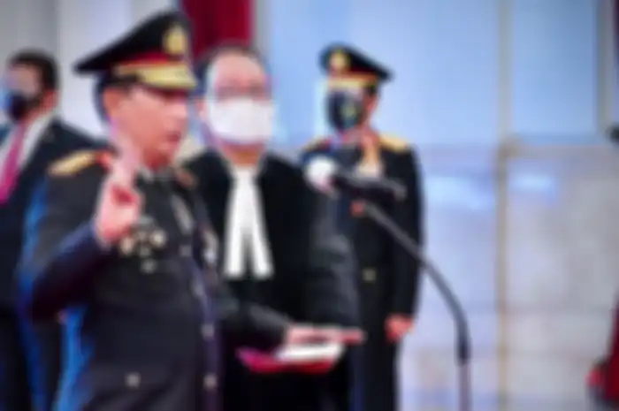 Calon Kapolri Komjen Pol Listyo Sigid Prabowo mengikuti upacara pelantikan yang dipimpin Presiden Joko Widodo di Istana Negara, Jakarta, Rabu (27/1/2021). Listyo Sigid Prabowo dilantik menjadi Kapolri menggantikan Idham Azis yang memasuki masa pensiun. 
