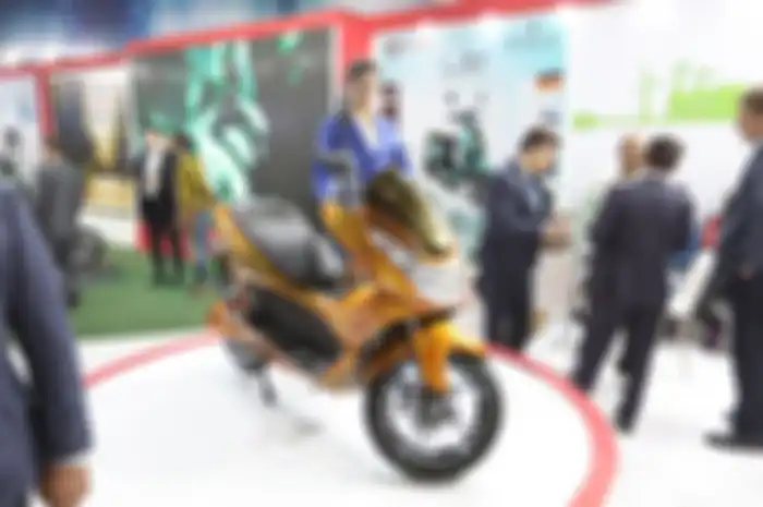 Okinawa Cruiser, skuter listrik yang mirip Honda PCX.