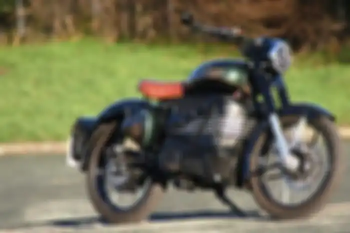 Photon, motor listrik berbasis Royal Enfield Bullet 350.