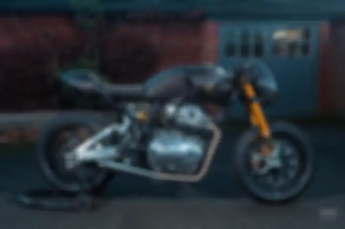 Modifikasi motor Royal Enfield Continental GT, sekujur bodi pakai karbon!