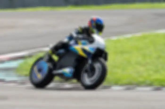 Motor Listrik BL-SEV01 jalani uji coba di Sirkuit Sentul, Bogor