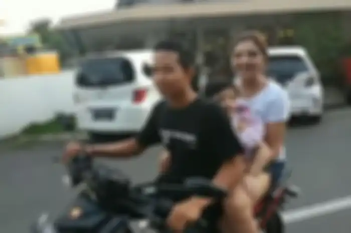 Heboh artis Ashanty positif Covid-19, rupanya pernah naik motor dan bikin salfok.