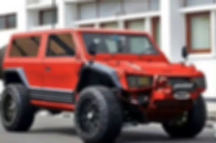 Olah digital mobil Maung buatan Pindad karya @low5100w
