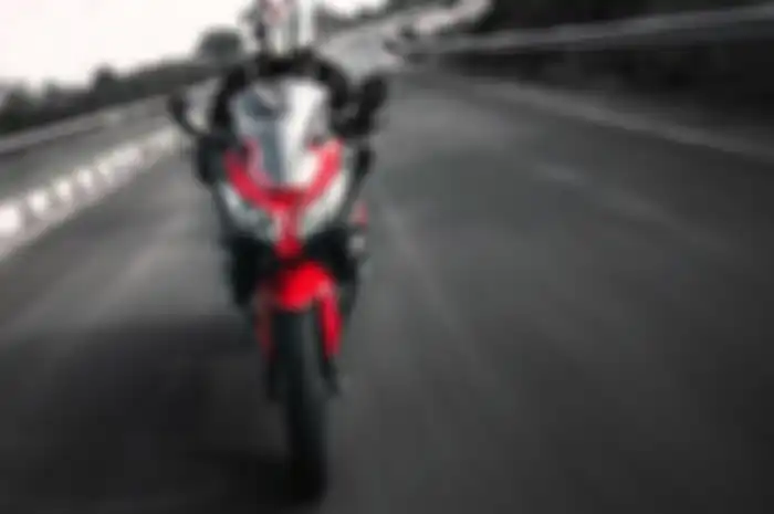 Motor baru mirip Kawasaki Ninja 250, pakai motor listrik harganya murah.