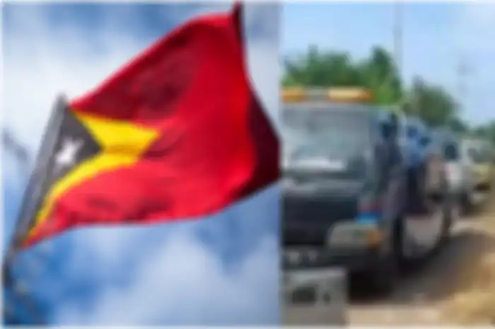 Warga Sumurgeneng membeli mobil, berbanding terbalik dengan kondisi Timor Leste yang kaya minyak.