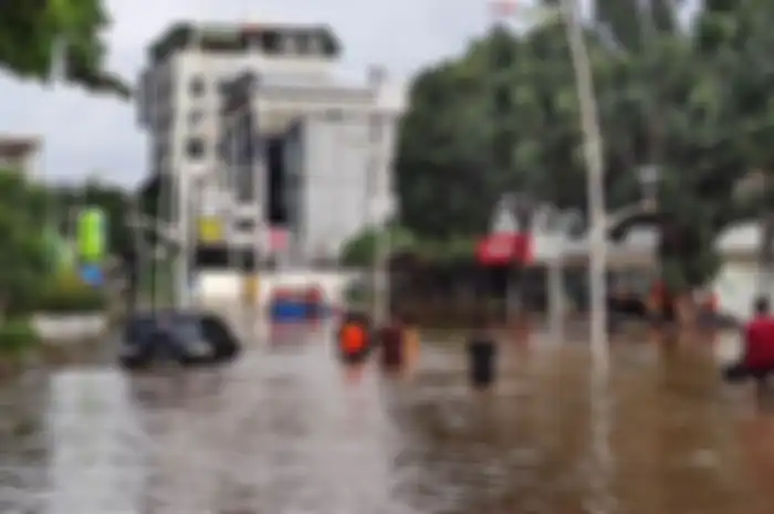 Kondisi banjir di Jalan Kemang Raya, Jakarta Selatan pada Sabtu (20/2/2021) kemarin.
