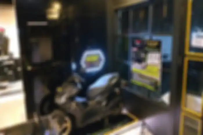 Yamaha Aerox termahal bisa dibawa pulang cuma-cuma, syaratnya cukur rambut.