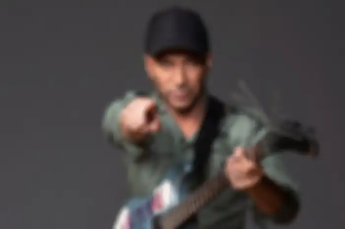 3 lagu dengan solo gitar yang dipuji Tom Morello sepanjang masa.