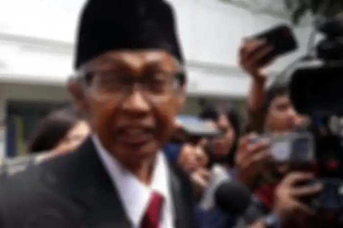 Mantan hakim Artidjo Alkostar meninggal dunia, ternyata cuma punya motor ini.