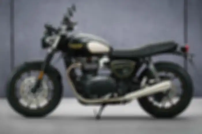 Triumph Street Twin Gold Line 2021