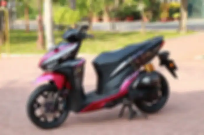 Perempuan punya selera, modifikasi Honda Vario ini bertema Black Panther!