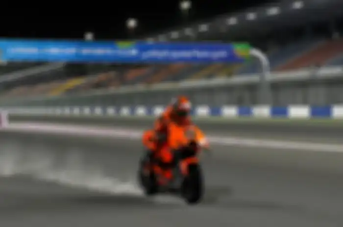 Pembalap MotoGP kecewa, termasuk Danilo Petrucci (Tech3 KTM Factory Racing) hari terakhir tes pramusim MotoGP 2021 Qatar dilanda badai gurun