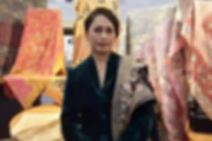 Insana Abdul Adjid, istri pertama Ilham Habibie.