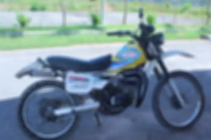 Penggemar adventure buruan bawa pulang, motor jarang ada Suzuki TS125 dilelang murah.