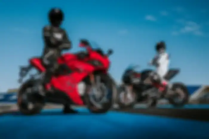 Motor listrik Energica bakal punya fitur kontrol suara. Canggih nih!