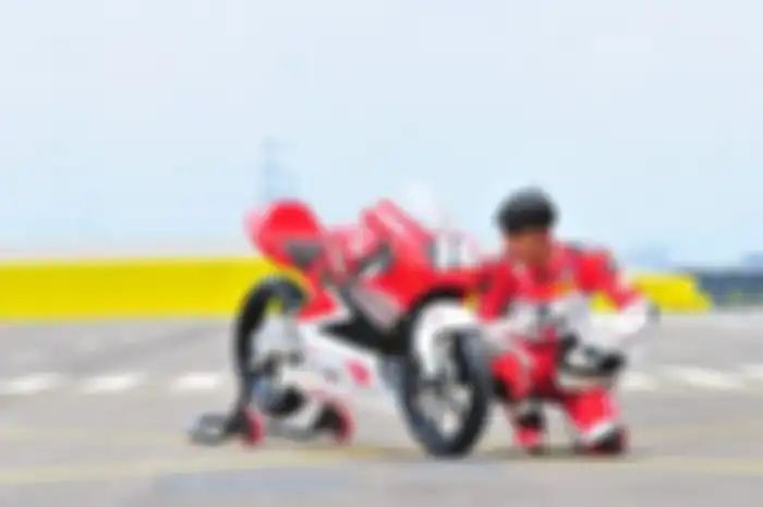 CEV Moto3 digelar sebentar lagi, pembalap Indonesia Mario Suryo Aji kembali turun nih.