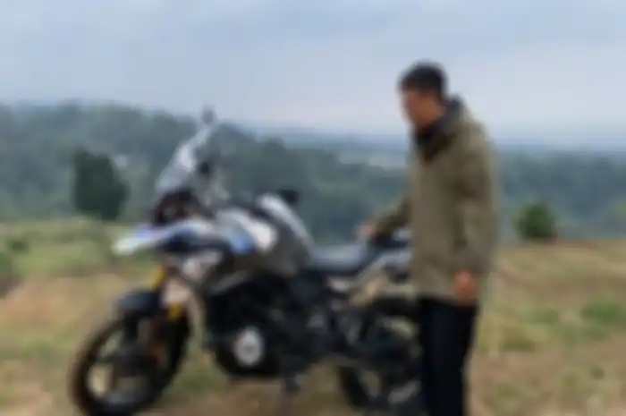 Dikabarkan gugat cerai, Aa Gym sempat lelang motor BMW G 310 GS demi hal ini terwujud.