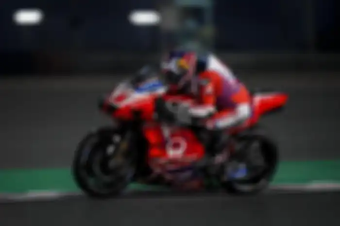 Wow, test rider Ducati, Michele Pirro sebut top speed motor Ducati Desmosedici GP21 bisa tembus 400 km/jam.