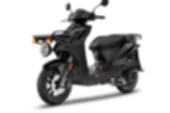 Motor matic baru pesaing Honda Vario 125 ini cocok untuk kurir paket.