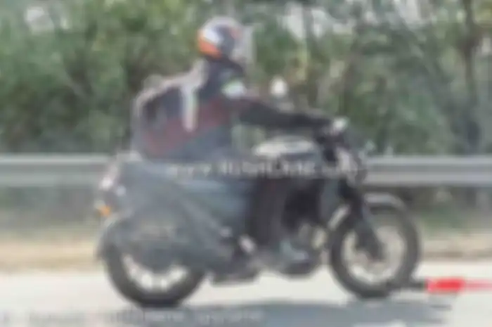 Motor baru Yamaha lagi dites di jalan, speknya bikin penasaran.