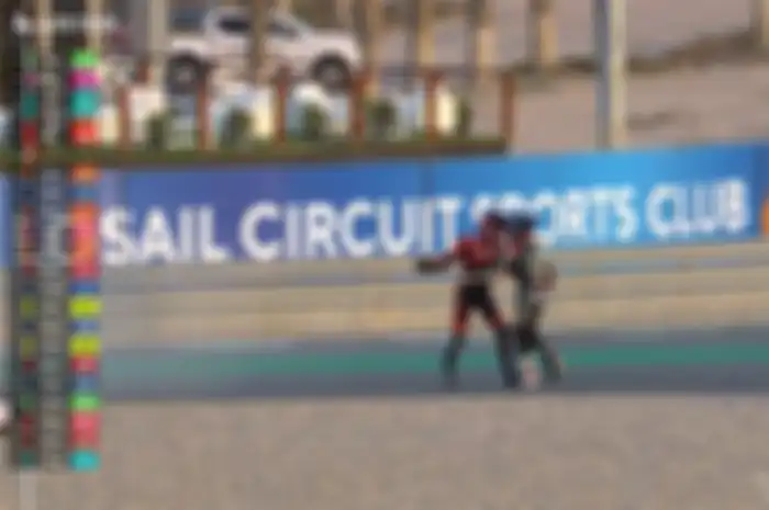 Keluarkan tendangan kungfu ke pembalap tim Indonesia di Moto3 Doha 2021, pembalap tim Malaysia minta maaf.