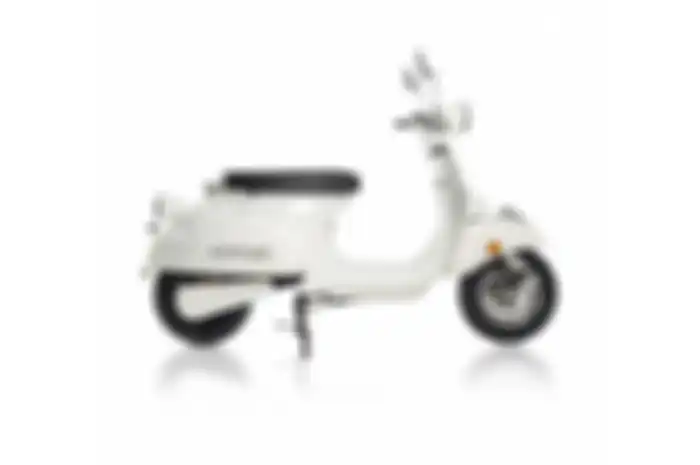 Wuih, ada motor listrik kloningan Vespa, harga tembus segini!