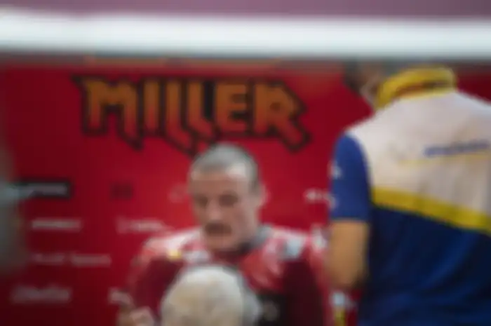 Senggolan di MotoGP Doha 2021, pembalap Ducati Lenovo Team, Jack Miller belum ngobrol sama Joan Mir.