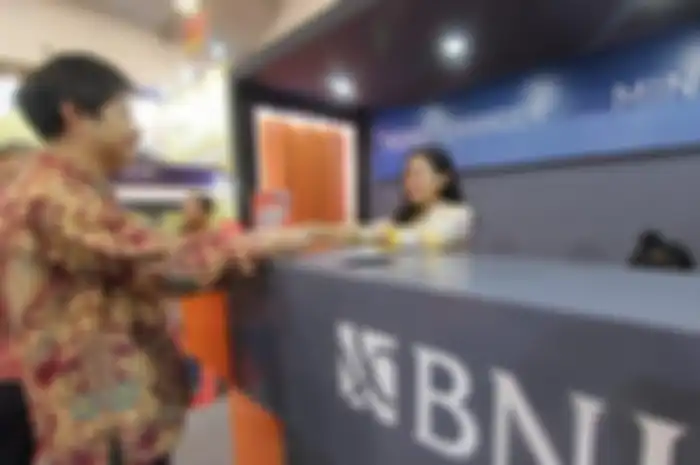 Suasan bank BNI sebelum pandemi. Ilustrasi pinjaman online dari pemerintah diambil di Bank BNI