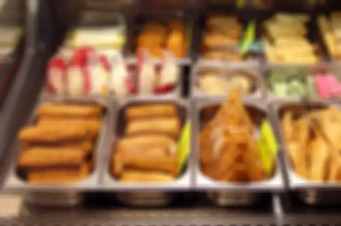 Makanan yang sebaiknya dihindari saat puasa