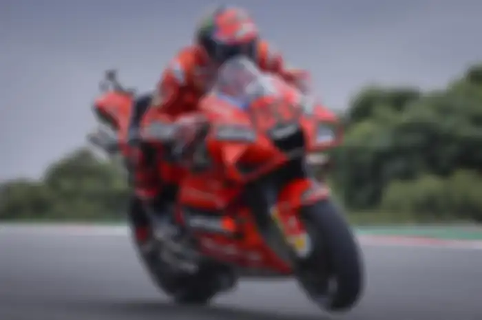 Legenda MotoGP, Max Biaggi sebut murid dari Valentino Rossi telah menemukan kunci untuk menaklukan Ducati seperti Jorge Lorenzo.