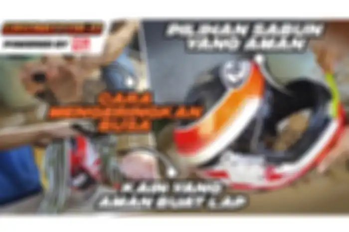 Cara cuci helm sendiri di rumah pakai sikat dan sabun