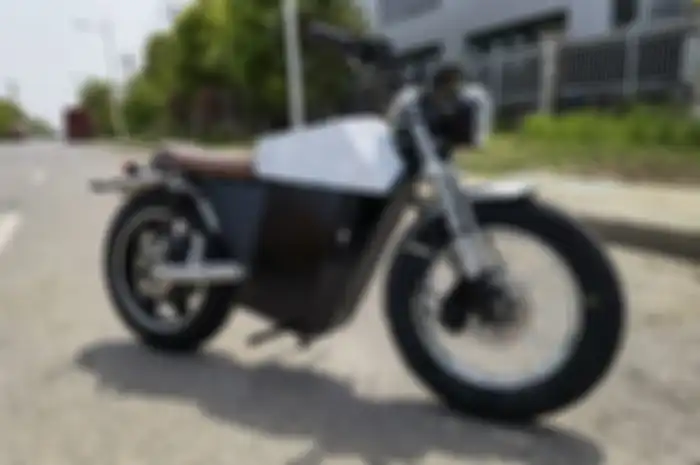 Motor listrik bergaya retro ini punya banderol setara 3 Yamaha NMAX.