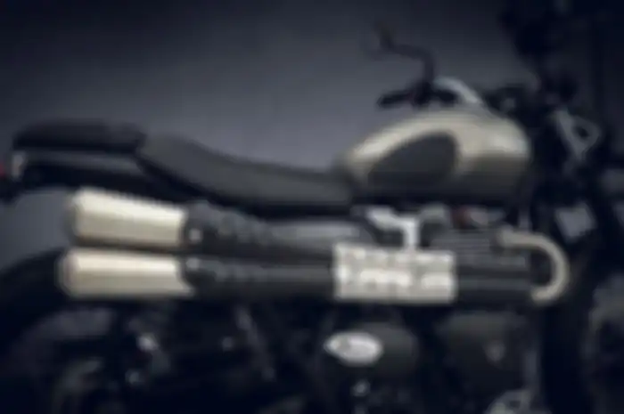 Triumph Street Scrambler Sandstorm 2021.